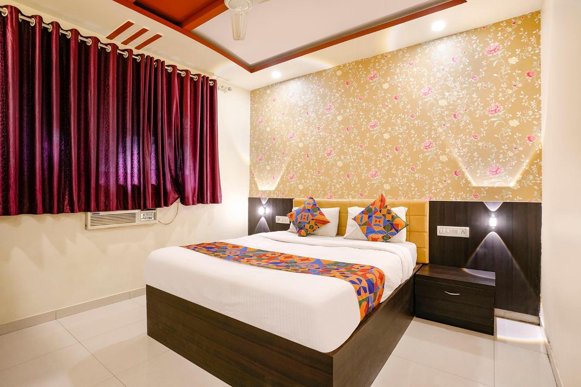 Capital O 71375 Hotel Sai Vihar Lodging&Boarding Kolshet Bagian luar foto