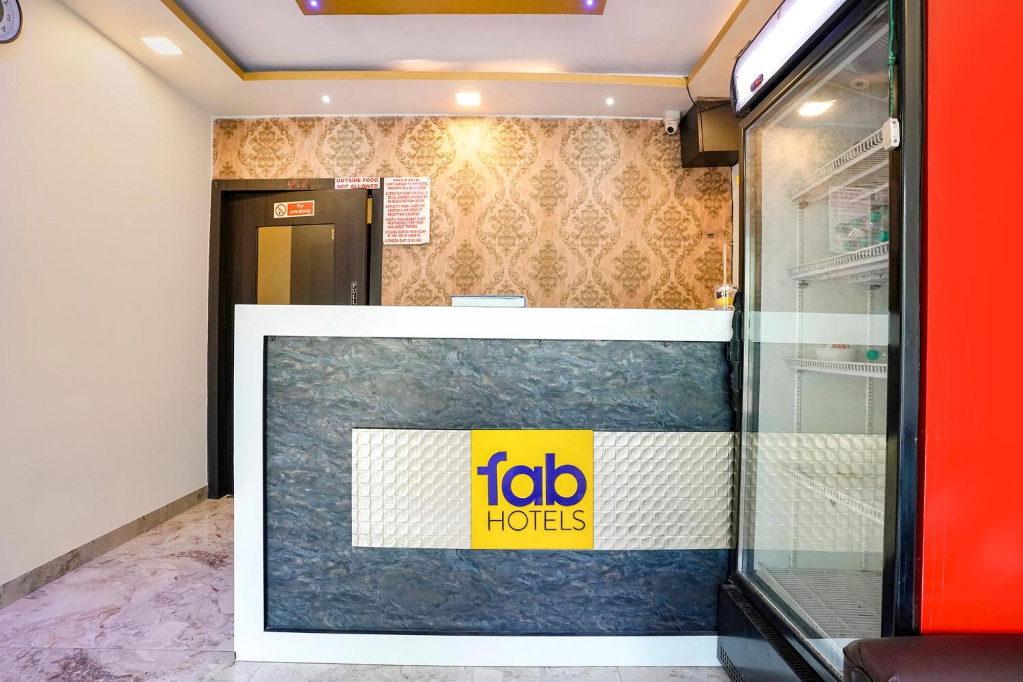 Capital O 71375 Hotel Sai Vihar Lodging&Boarding Kolshet Bagian luar foto